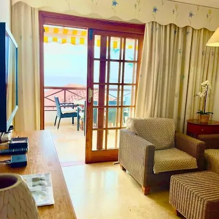 Elegant 2 Bedroom Duplex On Frontline Of Tenerife's With Gorgeous Sea Views! Apartament